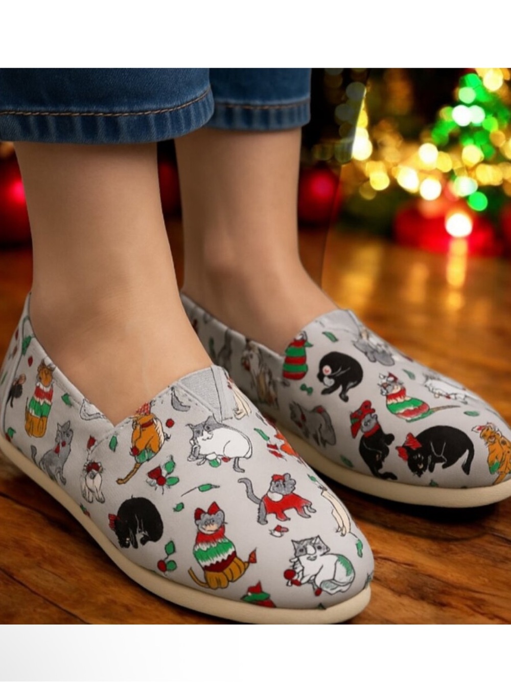 TOMS Belmont Holiday Cats Slip On Shoes in Light Gray Lightweight Women’s Sz 10
